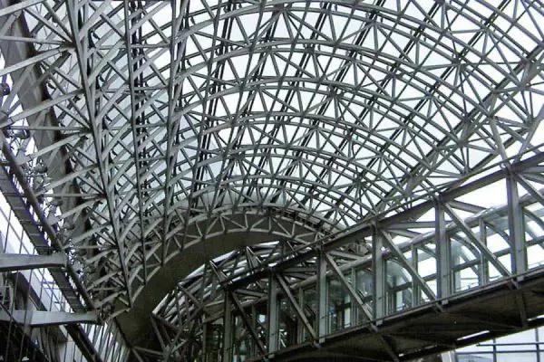 Large steel lattice structure
